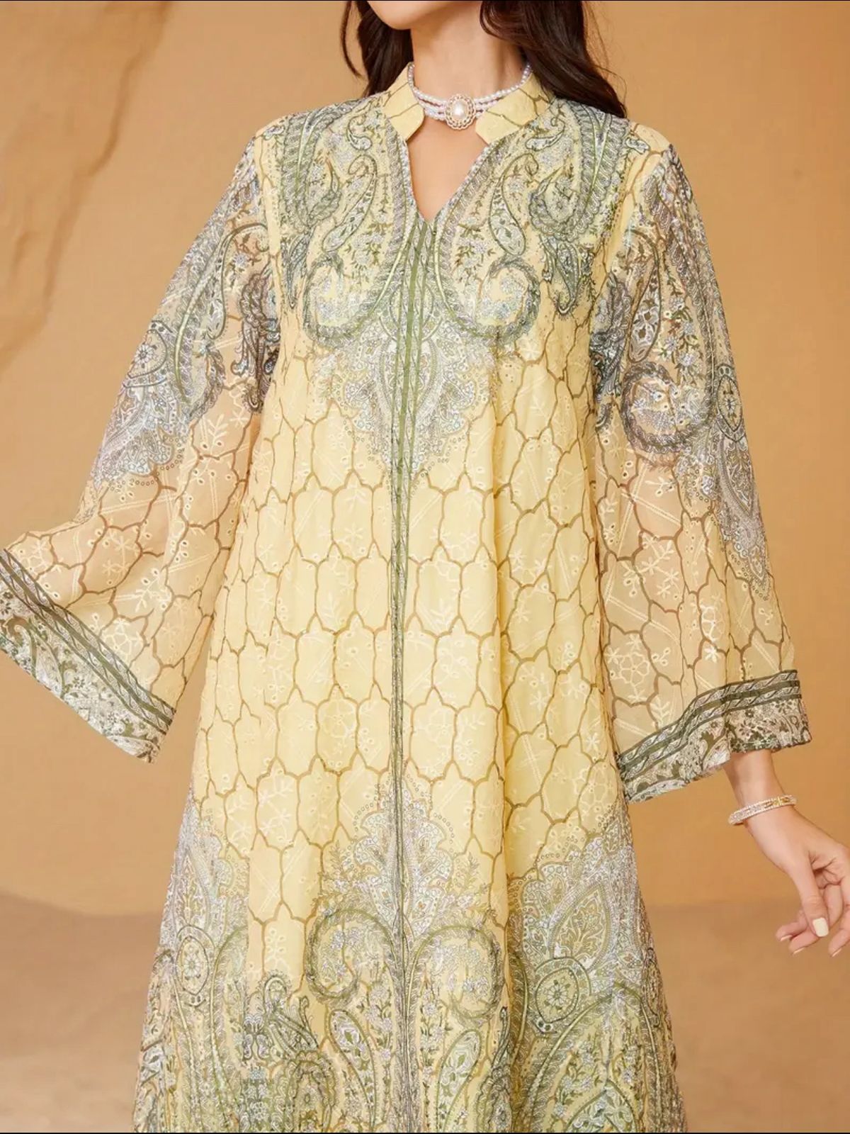 Elegant, glittering, embellished jalabiya abaya for women